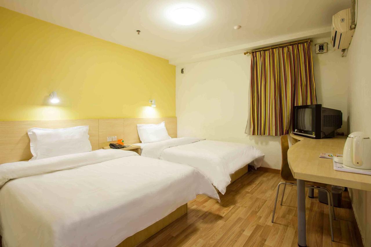 7Days Inn Shanghai Yichuan Road Exterior foto